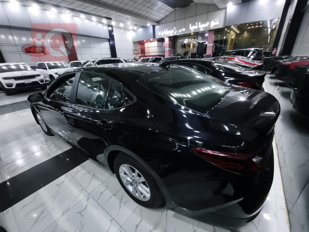 تۆیۆتا کامری